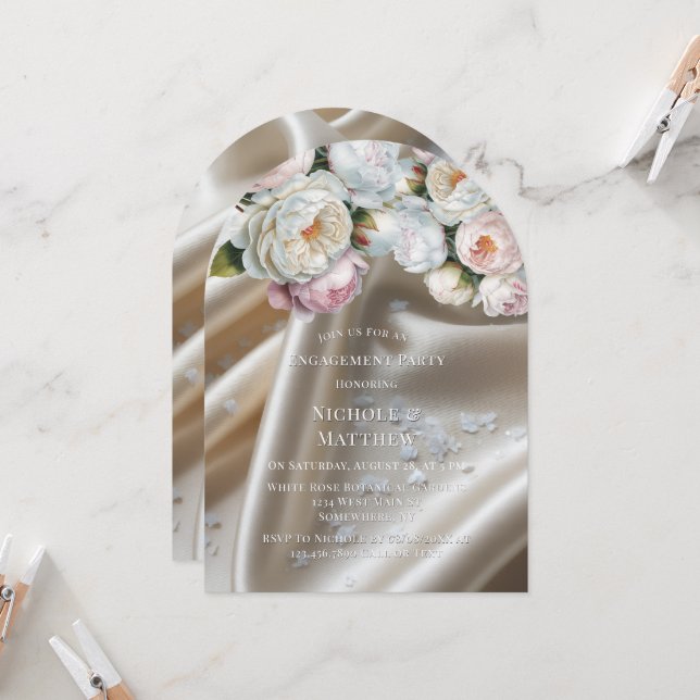Invitación Rosas de raso blanco y fiesta de compromiso de peo (Anverso/Reverso In Situ)