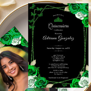 Invitación Rosas Elegantes y Corona Verde Quinceañera 