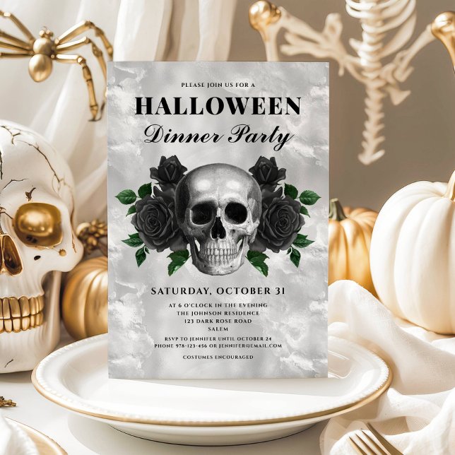 Invitación Rosas negros góticos y Fiesta de la cena de Hallow (Gothic Black Roses & Skull Halloween Dinner Party Invitation)