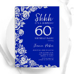 Invitación Rosas reales de plata azul sorprenden a los 60 año<br><div class="desc">Sorpresa floral de plata azul real 60 cumpleaños invitación a fiesta. Diseño elegante con rosas, Relieve metalizado falso plateado y tipo de letra de guión de tipografía. La carta de invitación a la moda es perfecta para una elegante celebración de cumpleaños femenina. Se puede personalizar a cualquier edad. Invitaciones Zazzle...</div>