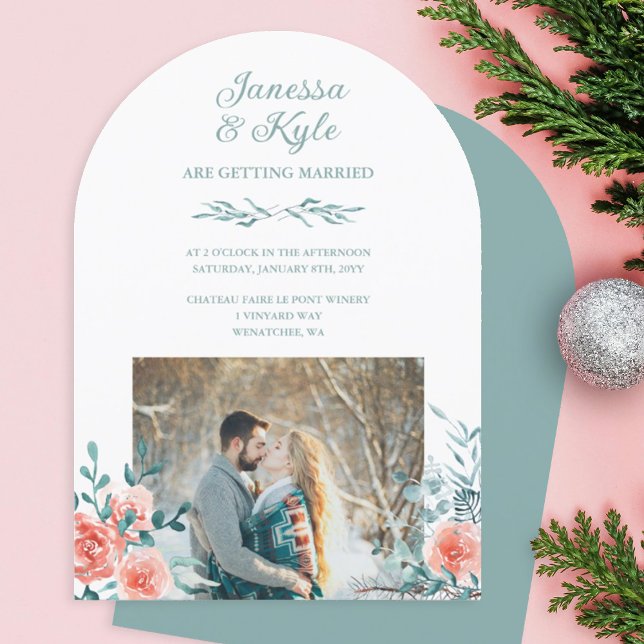 Invitación Rosas Rosadas, Eucalipto Verde Claro Boda (peach roses, light green eucalyptus leaves winter wedding invitation)
