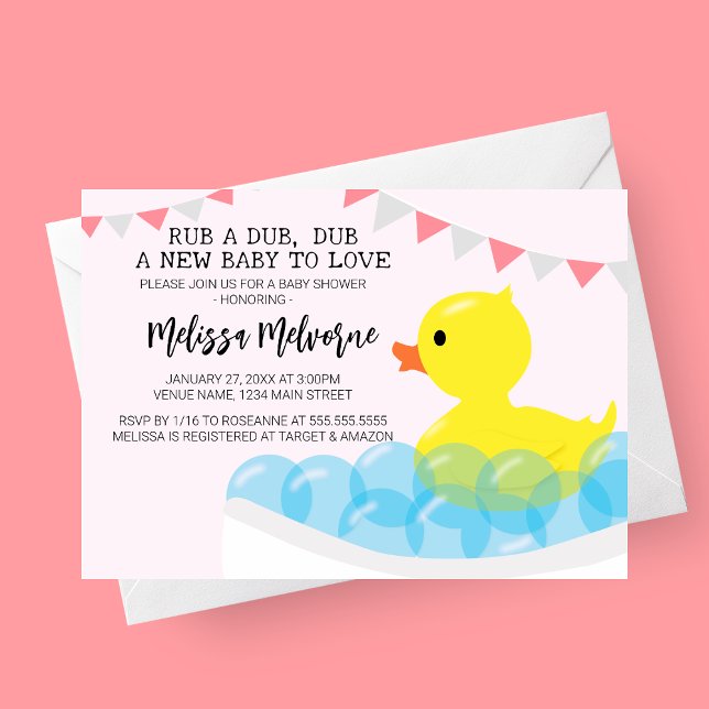 Invitación Rub A Dub, Baby Shower Rubber Ducky (Rub a Dub, Dub Rubber Ducky Baby Shower Invitation with bubbles in bathtub and pink and grey banner)