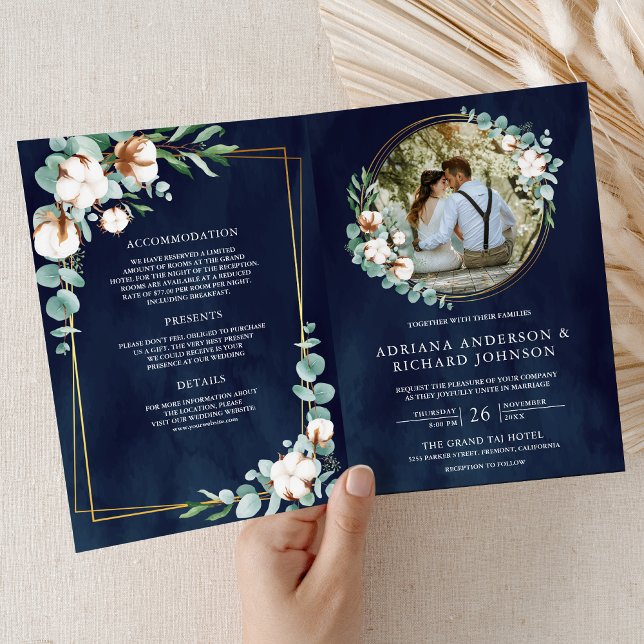Invitación Rustic Gold Cotton Eucalyptus QR Code Navy Wedding (Subido por el creador)