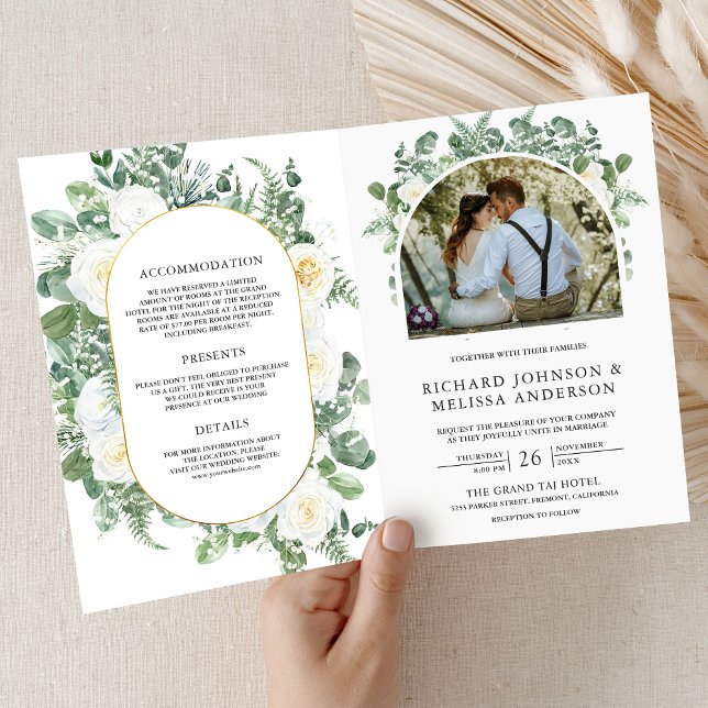 Invitación Rustic Greenery Ivory Floral Photo QR Code Wedding (Subido por el creador)