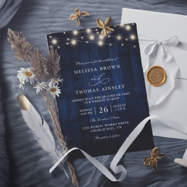 Invitación Rustic Navy Blue Wood String Light QR Code Wedding (Subido por el creador)