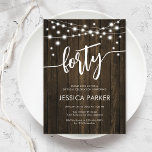 Invitación Rustic Wood 40.ª Fiesta de cumpleaños<br><div class="desc">40.ª Invitación a la fiesta de cumpleaños. Diseño rústico de madera marrón oscura. Tarjeta de invitación clásica con luces de cadena de hadas y tipo de letra de guión. Perfecto para una elegante celebración de los cuarenta días. Personaliza con tus propios detalles. ¡Se puede personalizar para cualquier edad! Invitaciones Zazzle...</div>