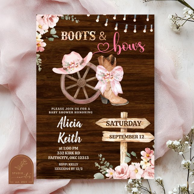 Invitación rustic wood background floral boots and bows (Subido por el creador)