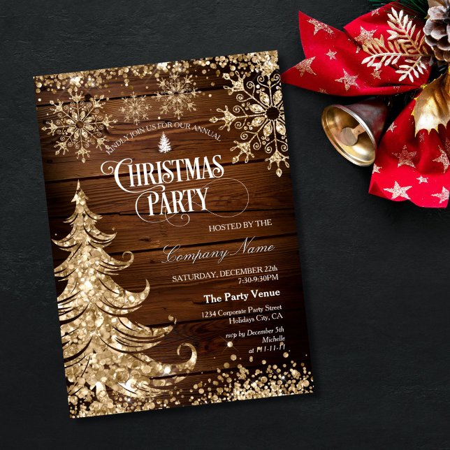 Invitación Rustic Wood Gold Glitter Corporate Christmas Party (GLITER GOLD CHRISTMAS TREES ON THE WOOD BACKGROUND,  CHRISTMAS PARTY INVITATION)
