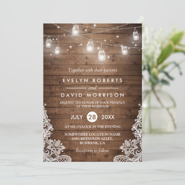 Invitación Rustic Wood Mason Jars String Lights Lace Boda (Anverso de pie)