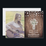 Invitación Rústica Jar Vase & Luces Dulce 16 Fotos de cumplea<br><div class="desc">Este diseño presenta una tinaja de agua fina con flores de aliento de bebé en un jarrón de carmín sobre un fondo rústico de madera y espacio para una foto. Haga clic en el botón personalizar para obtener más flexibilidad al modificar el texto o mover los gráficos. Las variaciones de...</div>