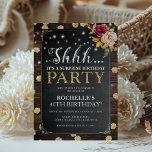 Invitación Rústica Vintage Elegante fiesta de cumpleaños sorp<br><div class="desc">Haga una fiesta sorpresa de cumpleaños con esta impresionante invitación de cumpleaños con un fondo rústico de madera,  pizarra vintage,  luces de hadas de cuerdas,  flores de otoño,  purpurina de oro falso y una elegante plantilla de fiesta de cumpleaños que es fácil de personalizar.</div>