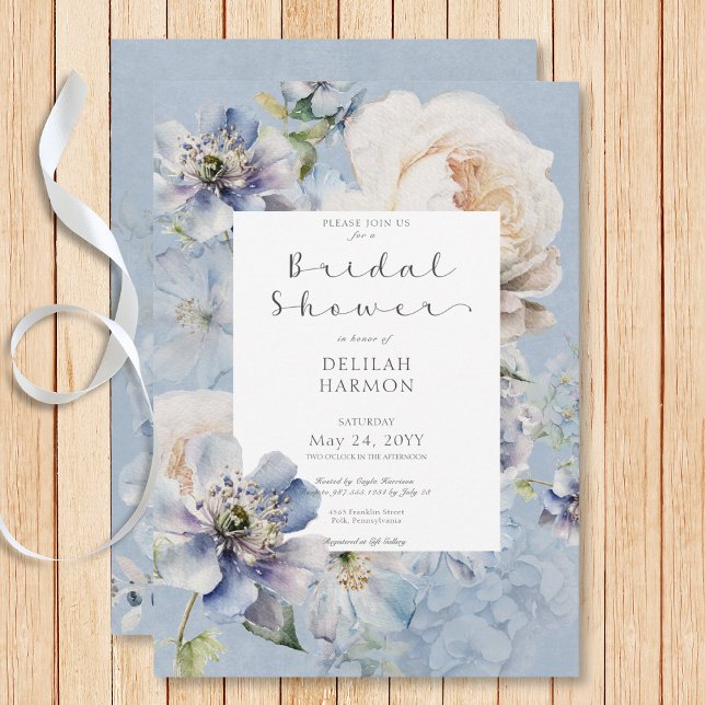 Invitación Rústico Romántico Blue & White Floral Bridal Showe (Rustic Romantic Blue & White Floral Bridal Shower Invitation)