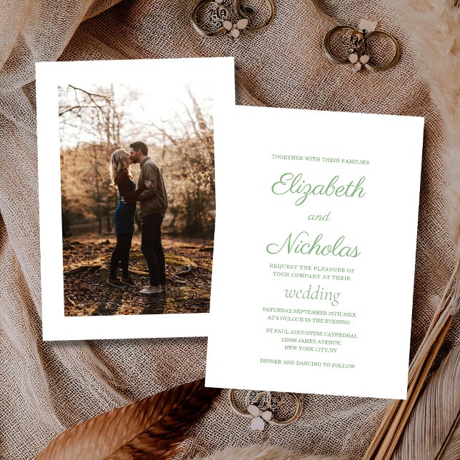 Invitación sage green and white couple photo wedding  (Subido por el creador)