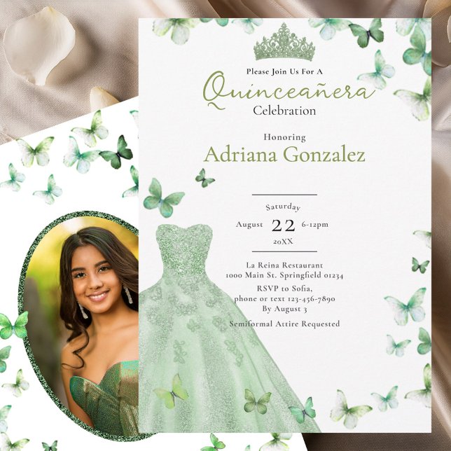 Invitación Sage Green Butterflies Dress Tiara Quinceanera (Subido por el creador)