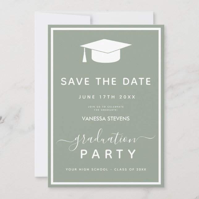 Invitación Sage Green Classic Graduation Save the Date (Anverso)