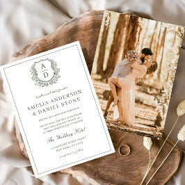 Invitación Sage Green Elegante Escudo de Leafy Monograma Boda