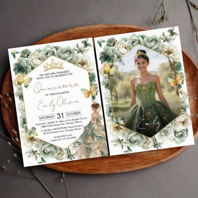 Invitación Sage Green Floral Butterfly Photo Quinceañera (Subido por el creador)