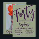 Invitación Sage Green Forty Modern 40th Birthday Fiesta Photo<br><div class="desc">Sage Green Forty Modern 40th Birthday Fiesta Invitación a la fiesta de cumpleaños 40th Birthday 40th Invitation a la fiesta de cumpleaños 40th Modern 40th Birthday. 40 Invitación moderna a la fiesta de cumpleaños 40 Invitaciones a la fiesta de cumpleaños 40 de escritura moderna "¡Cumplir 40 años nunca ha sido...</div>