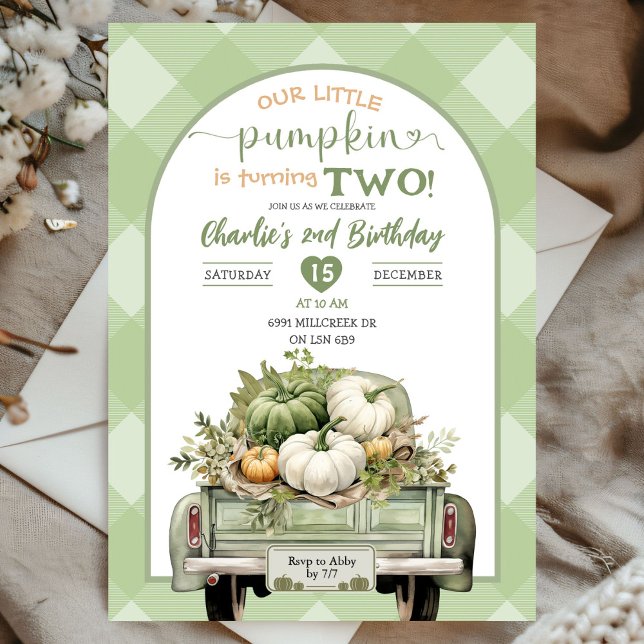 Invitación Sage Green Gingham Fall Pumpkin Tema Cumpleaños (Subido por el creador)