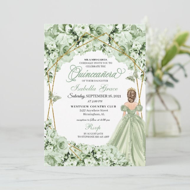 Invitación Sage Green Gold Princess Dress Quinceanera (Anverso de pie)