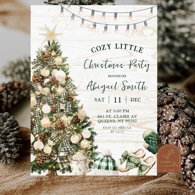 Invitación Sage Green Rustic Hygge Christmas Comfy and Cozy (Subido por el creador)