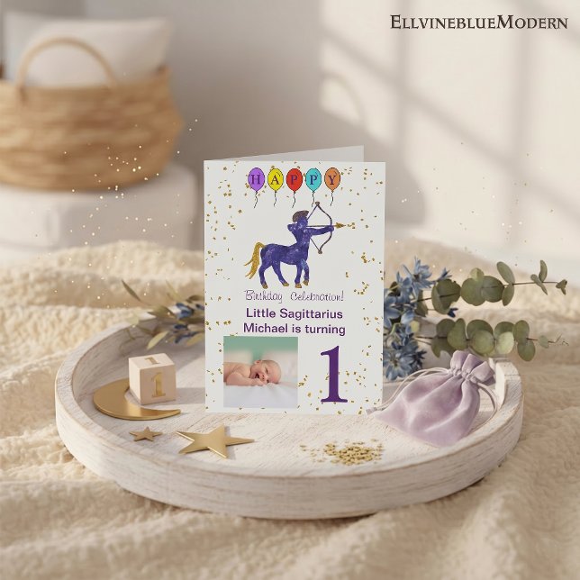 Invitación Sagitario Primer Cumpleaños Oro y Globos (Sagittarius 5” x 7” Photo Invite. Visit Sagittarius Zodiac Birthday Party Collection for more items.)