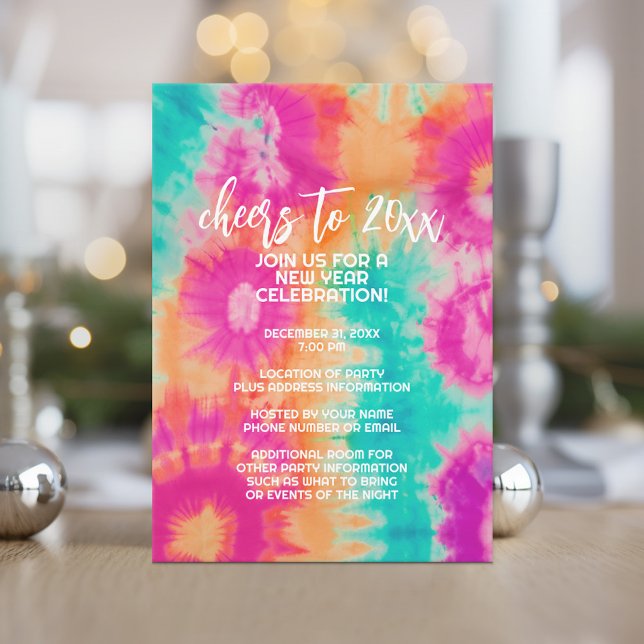 Invitación Saludos a la Verde azulada vibra de Año Nuevo de t (Cheers to the New Year - Tie Dye Party Invitation)