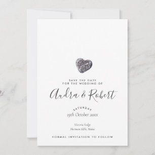 Invitación Salva la fecha corazón de guijarro de playa modern