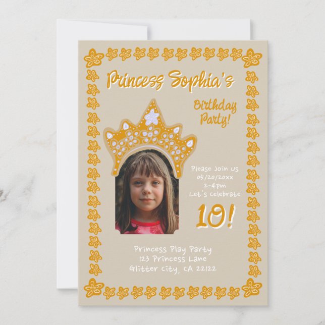 Invitación Sandy Cream Princess Crown Floral Photo Birthday (Anverso)