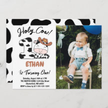 Santo Dios, soy un niño, primera foto de cumpleaño