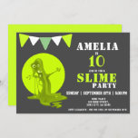 Invitación Scary Slime Monster Green Slime Fiesta de cumpleañ<br><div class="desc">Divertida y escarnio Monstruo Slime Invitación a la fiesta de cumpleaños para los niños // Divertida carta de cumpleaños de Slime. El diseño tiene un monstruo de lodo verde divertido y aterrador. Personalice esta invitación de cumpleaños con el nombre, la edad y la personalización de todos los datos de la...</div>