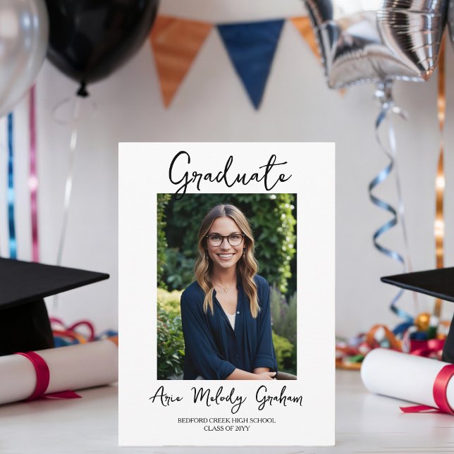 Invitación Script Manuscrito Moderno 2 Fotos Graduado  (Subido por el creador)