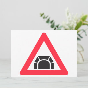 Invitación Señal de tráfico de advertencia de túnel
