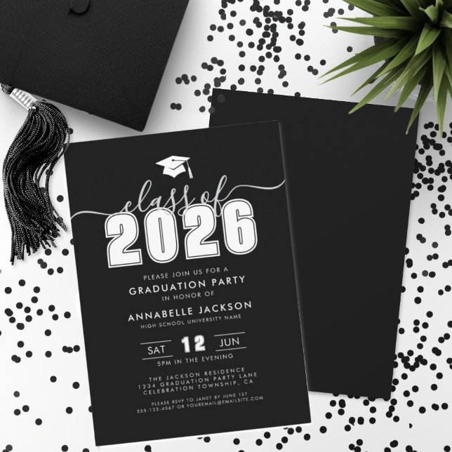 Invitación Sencilla Fiesta de Graduación Negra (Simple Modern Black Graduation Party Invitation)