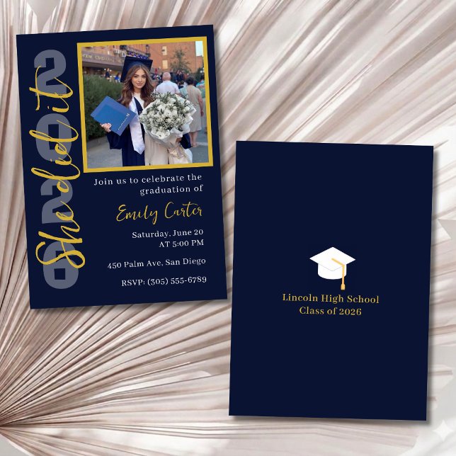 Invitación Senior 2026 Graduation Photo Invitation Navy Gold (Subido por el creador)