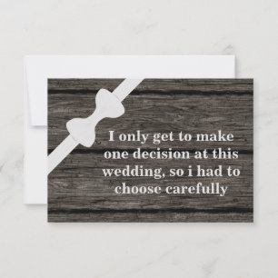 Invitación ¿Serás mi Groomsman? Fondo de madera Invita