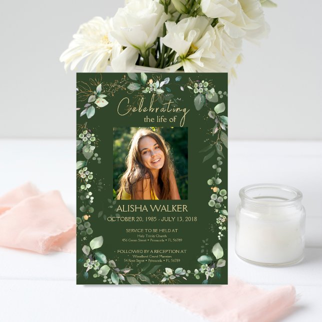 Invitación Servicio conmemorativo de fotografías verdes de lo (Subido por el creador)