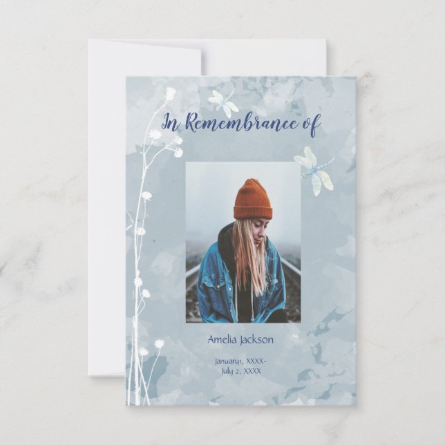 Invitación Servicio en memoria invita a las flores blancas de (Anverso)