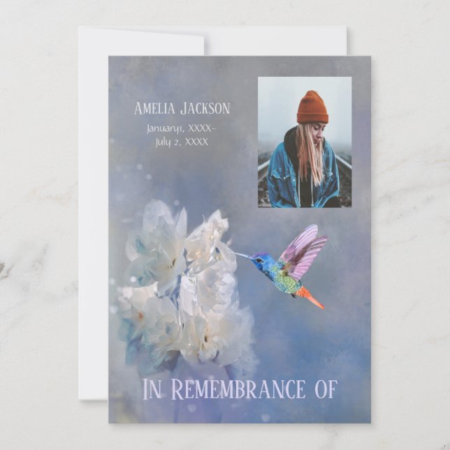 Invitación Servicio en memoria invita a las flores blancas de (Anverso)