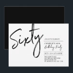 Invitación Sesenta | Fiesta de cumpleaños moderna en blanco y<br><div class="desc">Celebra tu día especial con esta sencilla y elegante invitación de cumpleaños número 60. Este diseño presenta un "Sesenta" con tipografía de pincel y un diseño limpio en combinación de colores blanco y negro. Más diseños disponibles en mi tienda BaraBomDesign.</div>
