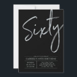 Invitación Sesenta | Modern Silver y Black 60th Birthday Part<br><div class="desc">Celebra tu día especial con esta sencilla y elegante invitación a la fiesta de cumpleaños número 60. Este diseño presenta un guión de broche "Sixty" con un diseño limpio sobre un fondo negro. Se puede personalizar el texto y el color de fondo. Hay más diseños y suministros de fiesta disponibles...</div>
