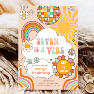 Invitación Seven es un arco iris retro de Vibe Groovy sétimo