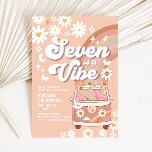 Invitación Seven es una Vibra Daisy Beige Crema Cumpleaños Ar