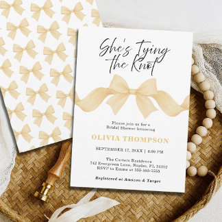 Invitación She's Tying the Knot Gold Bow Bridal Shower