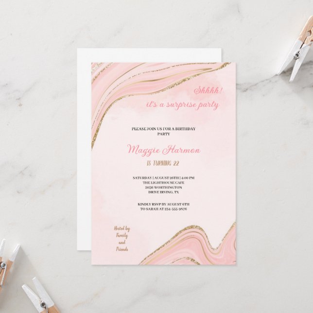 Invitación shhh es un cumpleaños de fiesta rosa simple sorpre (Anverso/Reverso In Situ)