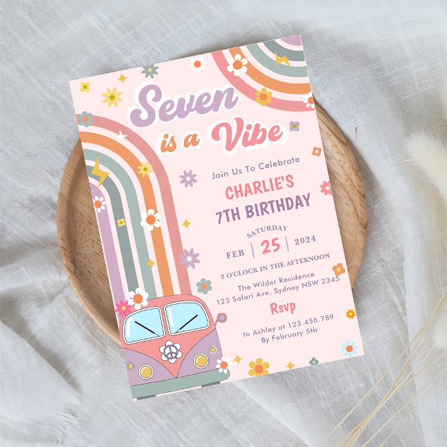 Invitación Siete es un Vibe Groovy Retro Daisy 7º cumpleaños (Subido por el creador)