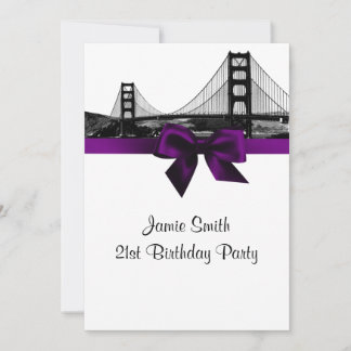 Invitación Silueta de San Fran grabada en negro y púrpura Fie