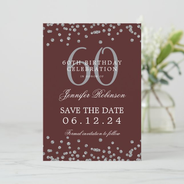 Invitación Silver Borgoña 60 cumpleaños Save Date Confetti (Anverso de pie)