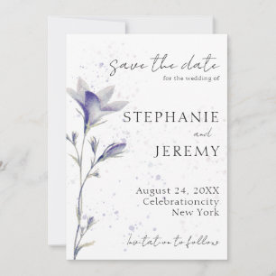 Invitación simple a la flor de color de agua con á