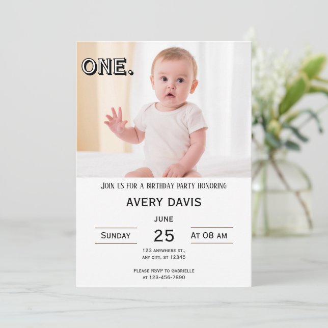 Invitación simple a la foto del primer cumpleaños (Anverso de pie)